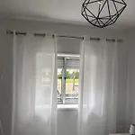 Lägenhet Mima House Al *