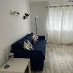 Lägenhet Mima House Al